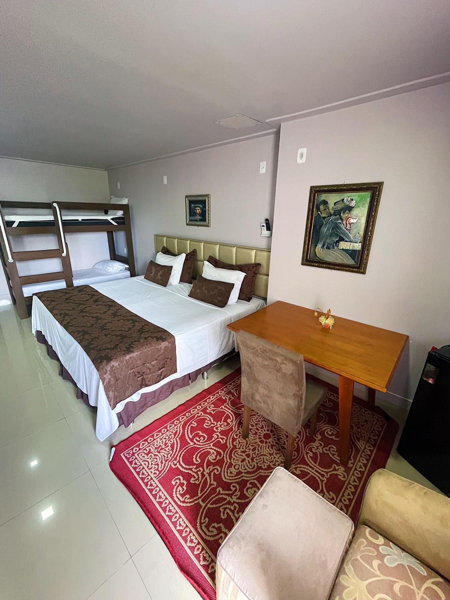 Bangalo Hotel